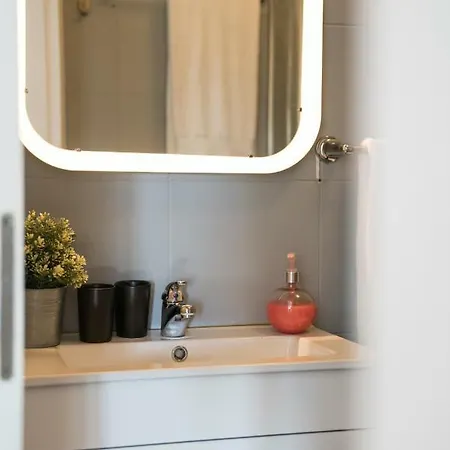 Downtown By Apartments2enjoy شقة *