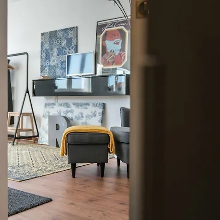 Downtown By Apartments2enjoy * ポルト