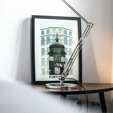 Downtown By Apartments2enjoy شقة بورتو