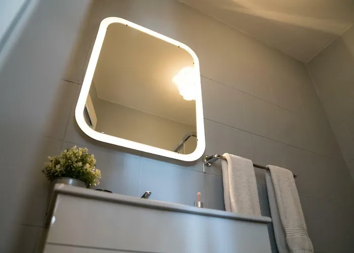 Апартаменты Downtown By Apartments2enjoy *